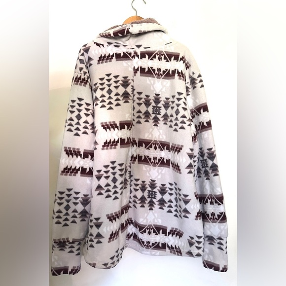 Avalanche Cozy Sweater | Gray and Brown Patterned | Sz Large | Cowl Neck - Picture 6 of 7